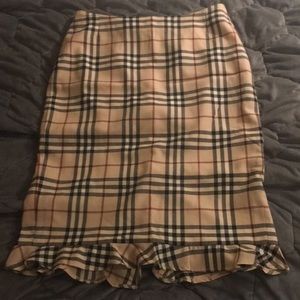 Burberry London wool ruffle skirt